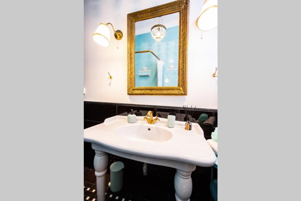 Luxurious Apartment Bella Lux In City Center With Free Parking Included! Split Dış mekan fotoğraf